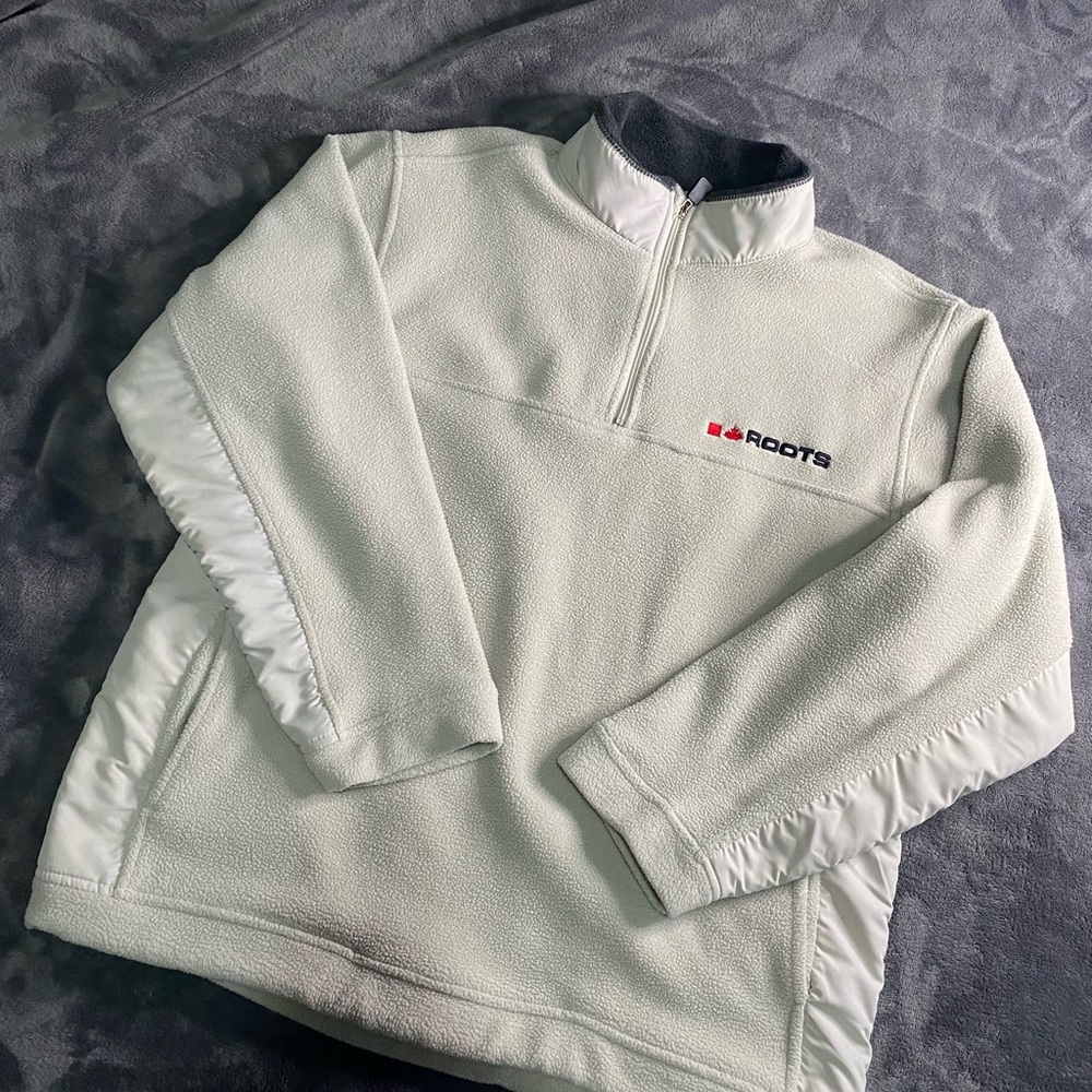 Roots White Fleece Pullover
